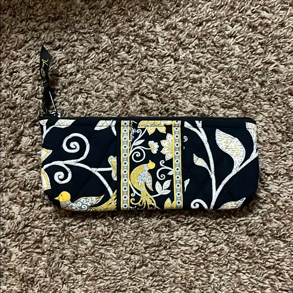 VERA BRADLEY WRISTLET *NWOT*